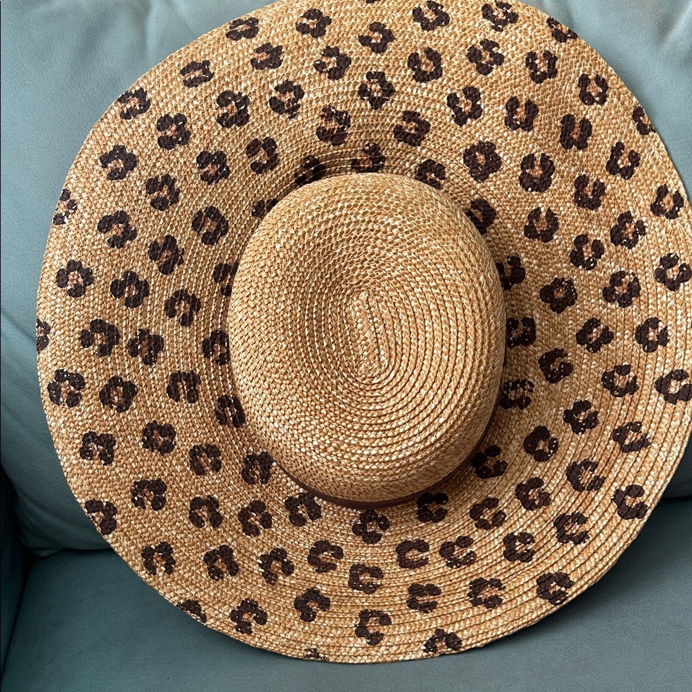 Liz Claiborne Leopard Wide brim Print Straw Sun Hat